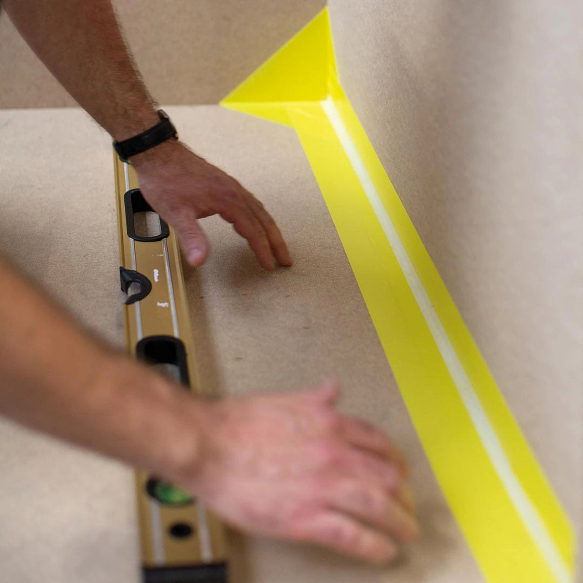 Installation sealing tape WS yellow with stripes in the middle