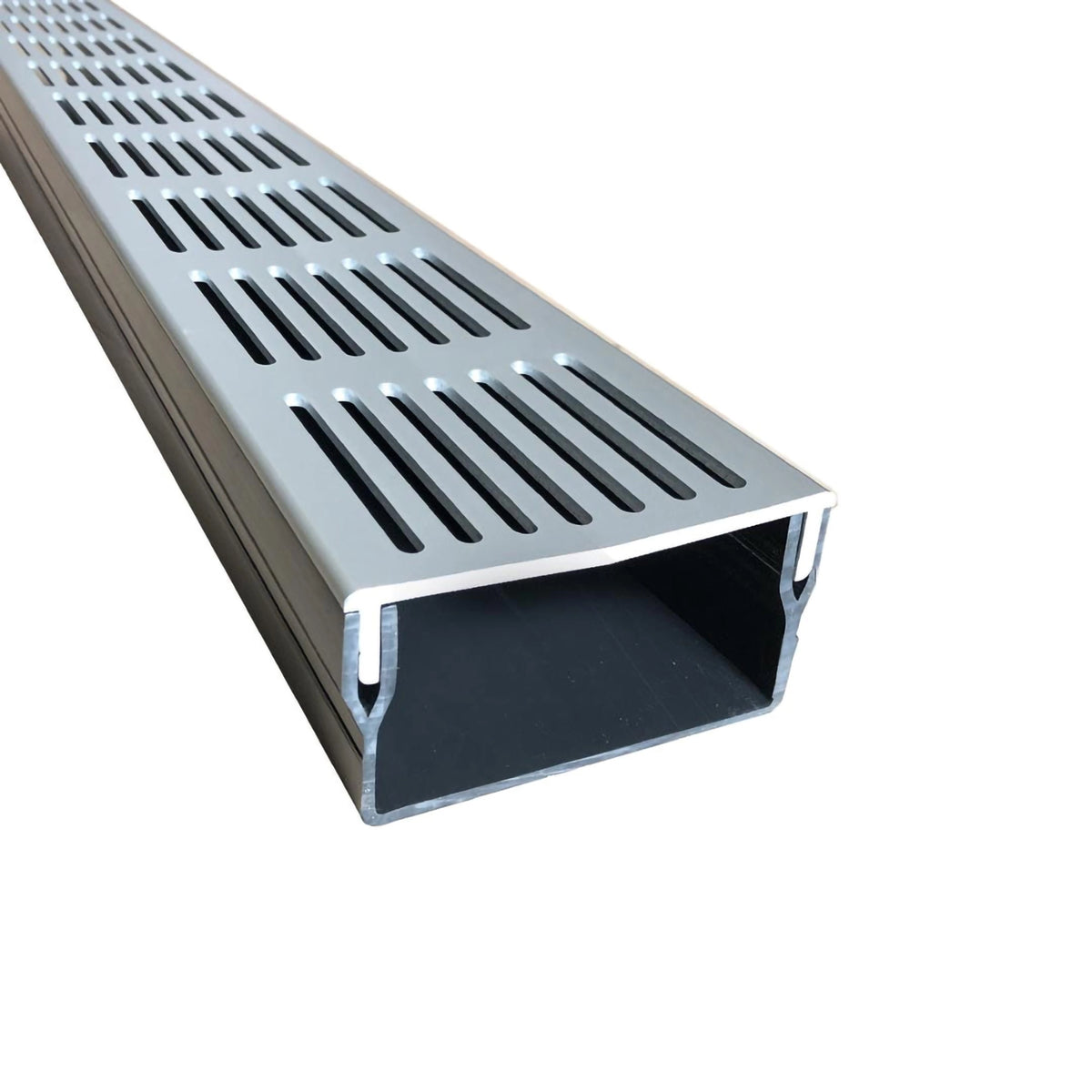 Drainage channel UD Pro 100 silver with channel body made of black rigid PVC #A0003383
#A0003387