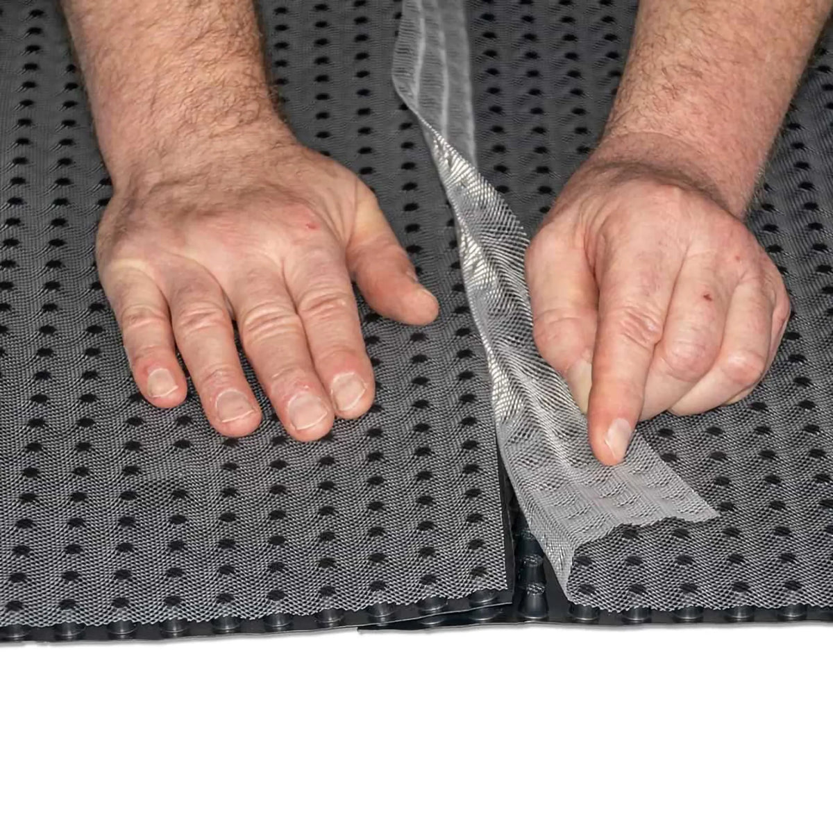 DURAL drainage mat DR100++ with round studs and fleece laid with overlap