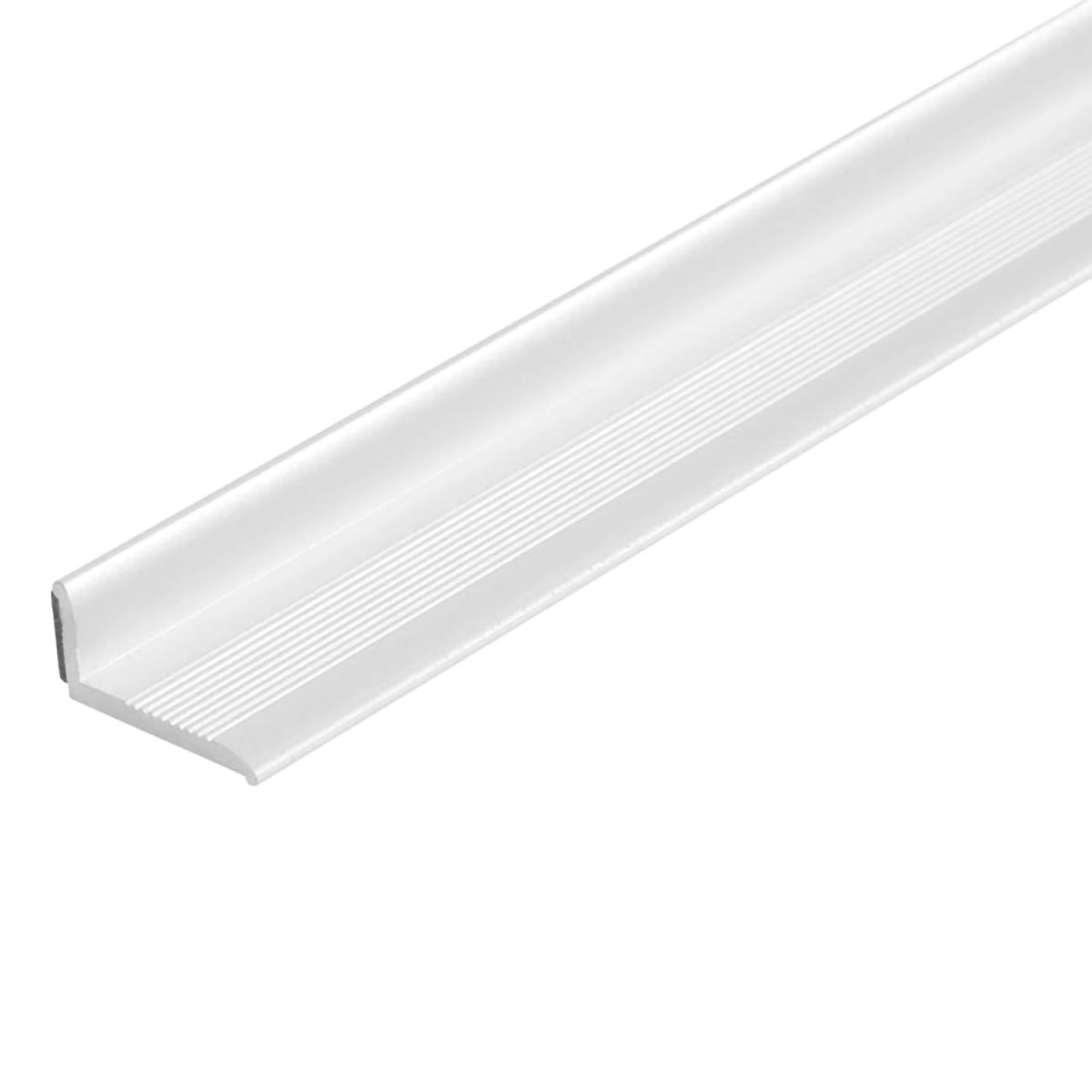 Afsluitprofiel met zelfklevende achterkant en licht geribbeld oppervlak wit gecoat #A0002861